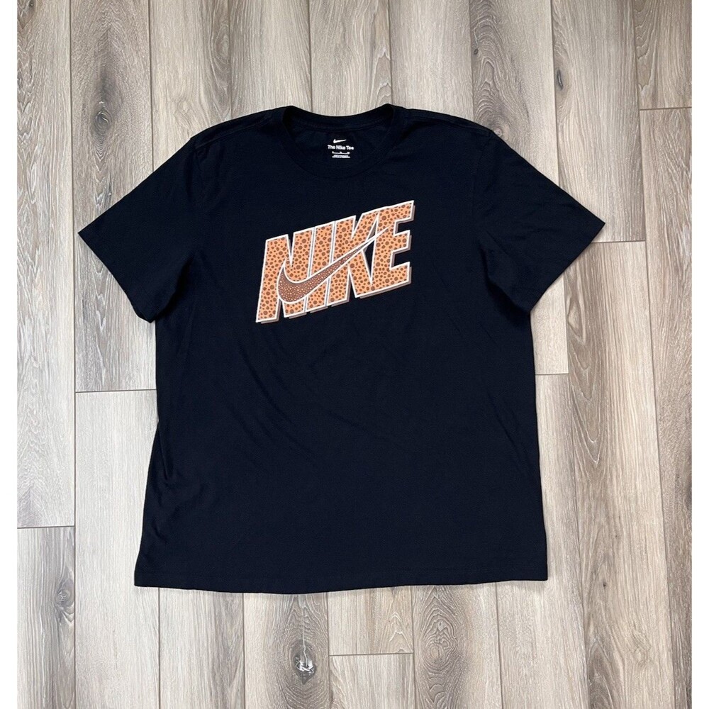 Nike T-Shirt Mens Size XL Giraffe Print Logo Black “The Nike Tee” 100% Cotton